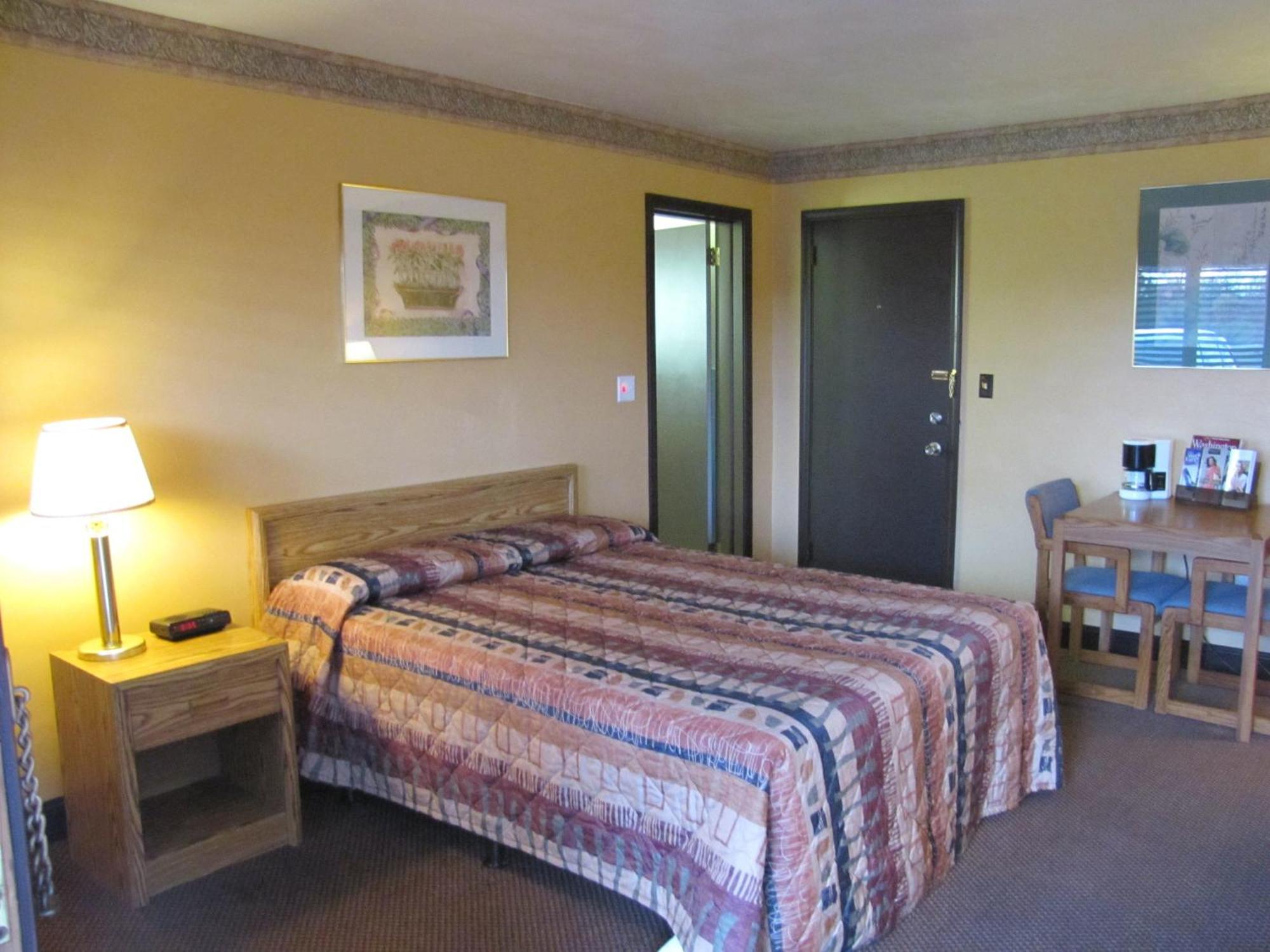 Colonial Inn Mercer-Grove City Zewnętrze zdjęcie